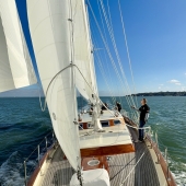 Kalea with Sanders Sails