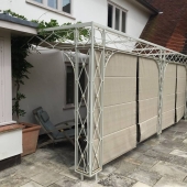 Sanders House - Garden  Screens